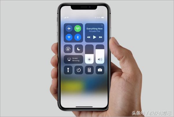 從iPhone X到華為Mate 10，全面屏手機(jī)值得買嗎？